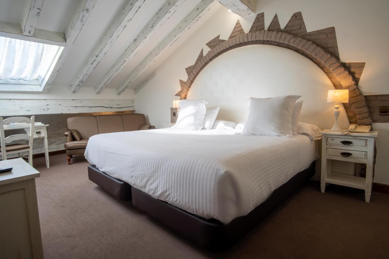Hotel Casa Del Marques Santillana del Mar Ngoại thất bức ảnh